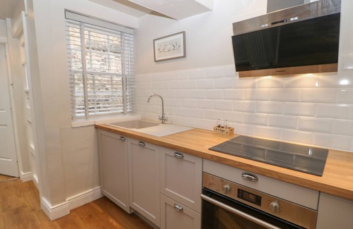 Corbridge Cottage | Cozy 105 m² Cottage with Kitchen for Up to 3 Guests