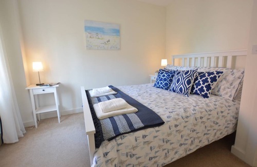 Southwold Cottage | Cozy Oceanfront Cottage with 2 Bedrooms for Four Guests