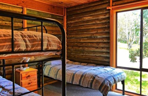 Adaminaby House | Discover Holiday Homes in Adaminaby, Australia