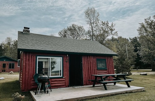 Gould City Cabin | Discover Cabin 2 at The Duck Pond - Family & Pet Friendly