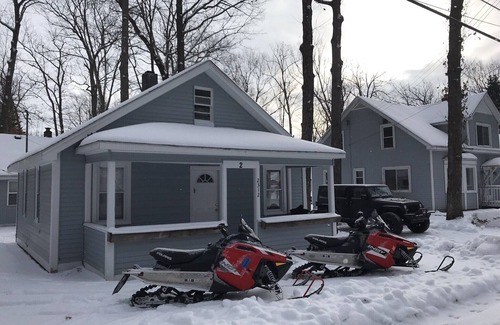 Higgins Lake House | Scenic Cabin #2 with Lake View at Higgins Lake - Pet Friendly