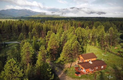 Tabernash Cabin | Relaxing Cabin Near Fraser with Hot Tub & Top Reviews