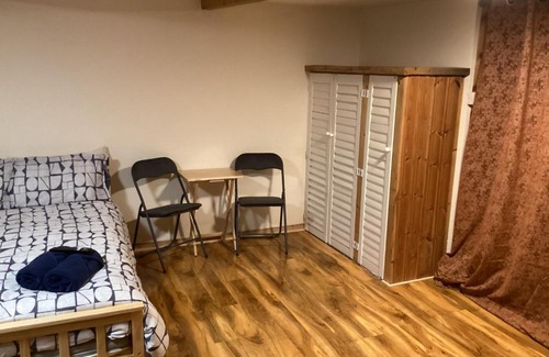 Fairseat Bed & Breakfast | Eco-Friendly Cabin 4: Breakfast and Hot Tub Awaits You