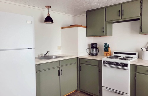 Nevis Resort | Cabin 5 | Heartland: Enjoy Breakfast with High Ratings