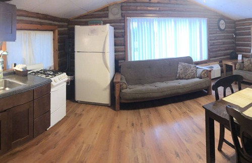 Mayfield Cabin | Experience Cabin 6 on Fife Lake with Stunning Views