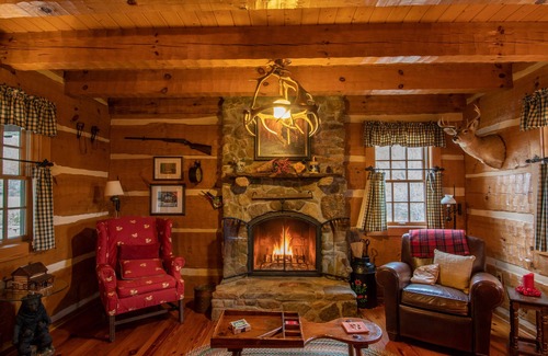Stanardsville Cabin | Exceptional Cabin at Rabbit Hollow: 10/10 Guest Rated