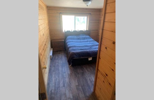Powell County House | Cozy Cabin Nestled by National Forest with Family Amenities