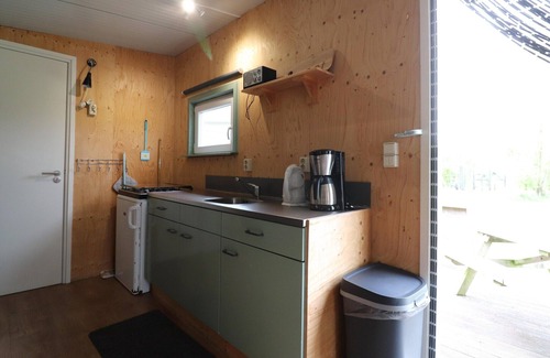 Heeg House | Cabin by Hegermeer with Boat Rentals