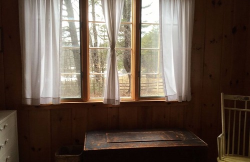 Tamworth Cabin | Serene Cabin by the Woods Near Whiteface Hollow Venue