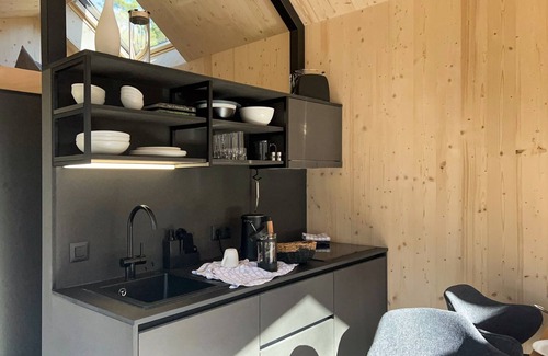Lubmin House | Forest & Sea Retreat: Cabin East&West with Spa and Breakfast!