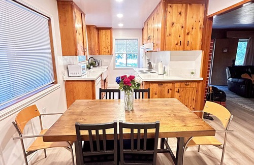 Julian Cabin | Cabin for 10! Steps to Main st Hot tub/firepit/BBQ