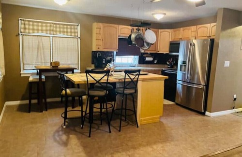 Altoona House | Idyllic Cabin Getaway Near Alexander Springs & Astor