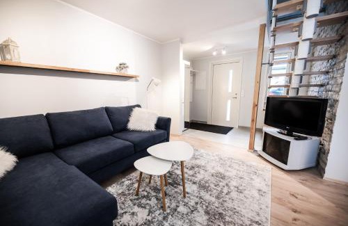 Parnu House | Pet-Friendly Cabin Guesthouse with High Guest Ratings