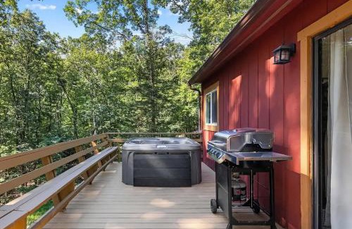 Bergton Ski Chalet | Cozy Cabin with Hot Tub, Firepit & Dog-Friendly Perks