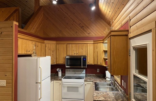 Westby Cabin | Pet-Friendly Cabin Retreat in Scenic Timber Coulee