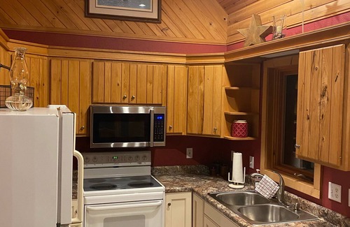 Westby Cabin | Pet-Friendly Cabin Retreat in Scenic Timber Coulee