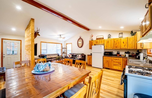 Cheboygan Cabin | Experience the Outdoors at Cabin in Cheboygan - Rated 10/10