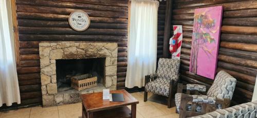 Potrerillos House | Scenic Cabaña in Protrerillos by the Mendoza River