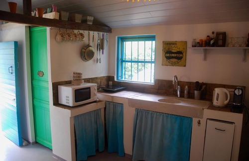 Salon-de-Provence Cabin | Tranquil Cabin with Pool, Ocean View & Family-Friendly Fun
