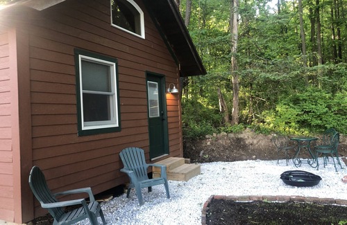 Lake George Cabin | Exceptional Cabin In The Pines with Lake and Ocean Views