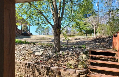 Somerset Cabin | Cozy Cabin in the Treetops with Spa & Ocean Views