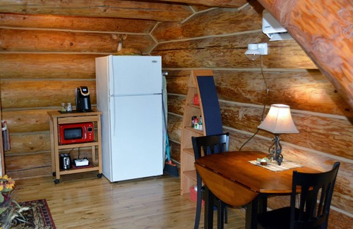 Chehalis Cabin | Relax at Cabin In The Wildwood - Top-Rated Family Retreat