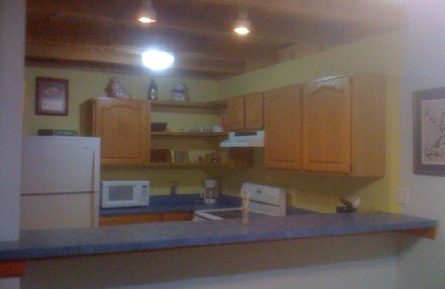 St. James Cabin | Cozy Cabin Retreat by Meramec River with Family Amenities
