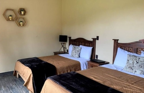 Mazamitla Cabin | Cozy Cabin No.4 at Mazamitla Forest Gate for Families