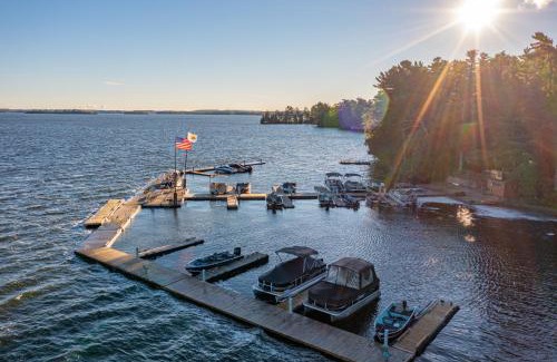 Orr Other | Family-Friendly Cabin O' Pines with Oceanfront Views