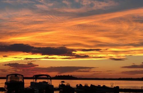 Orr Other | Family-Friendly Cabin O' Pines with Oceanfront Views