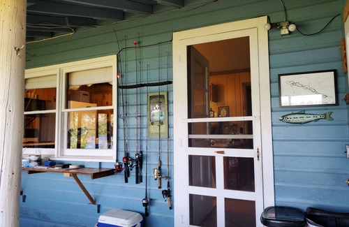 Bigfork Cabin | Scenic Cabin on Lake Near ATV & Snowmobile Trails