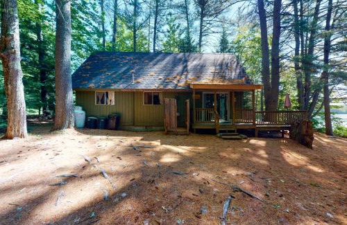 Parsonsfield House | Cabin on Long Pond