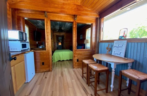 Gautier Cabin | Waterfront Cabin on Sioux Bayou - Perfect for Families!