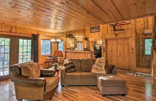 Blue Eye House | Cozy Cabin on Table Rock Lake with Hot Tub & Fire Pit