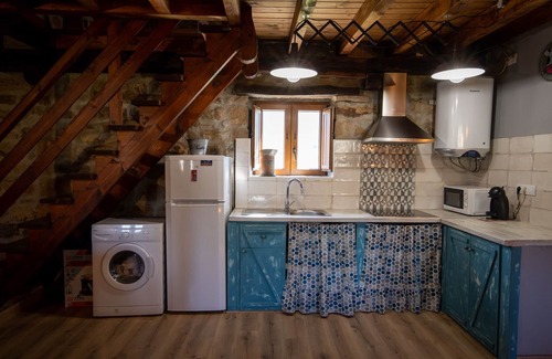 San Pedro del Romeral Cabin | Cozy Cabin Pasiega Las Suertes with Pool & Pet Friendly Stay