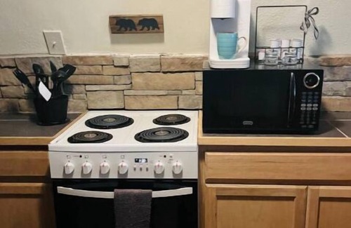 Altoona House | Relaxing Cabin Retreat Near Alexander Springs & Silver Glen