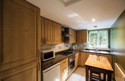Abbess Roding Cabin | Cabin set in rural Kent on a private plot of 30 acres with use of a pool