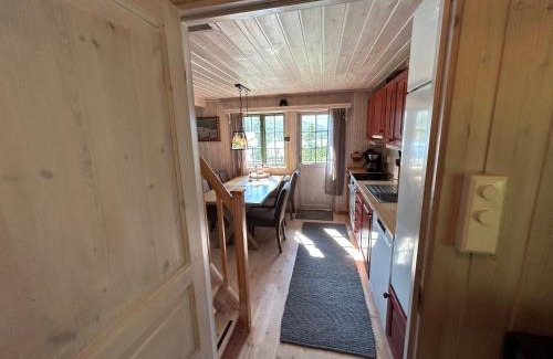 Atra Apartment | Scenic Cabin with Breathtaking Views at Gaustablikk