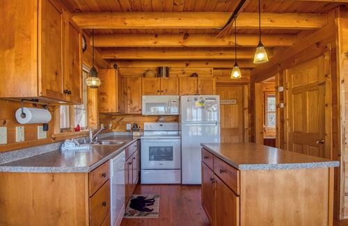 Rangeley Cabin | Scenic Cabin With A View & Lake Access in Rangeley