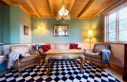 Vestvagøy Ski Chalet | Charming Cabin Retreat in Lofoten - Rated 9.7/10