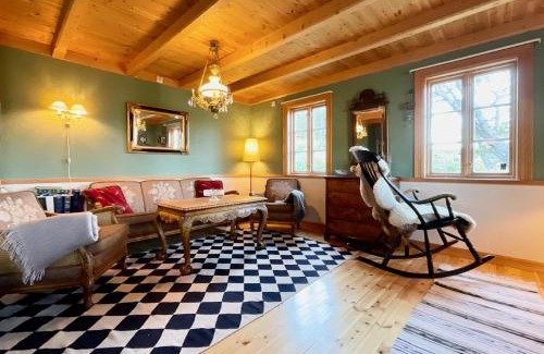 Vestvagøy Ski Chalet | Charming Cabin Retreat in Lofoten - Rated 9.7/10