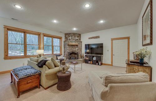 Snowshoe House | Cozy Cabin with Hot Tub Near Snowshoe Mountain Retreat