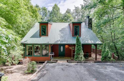 Cleveland House | Inviting Cabin with Jacuzzi & Spa Near Helen - Rated 9.2/10