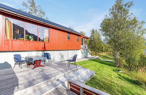 Kvaloya Cabin | Cabin with northern lights & ocean view