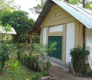 Drake Bay Apartment | Discover Cabinas Casa Jungla: Family-Friendly Getaway