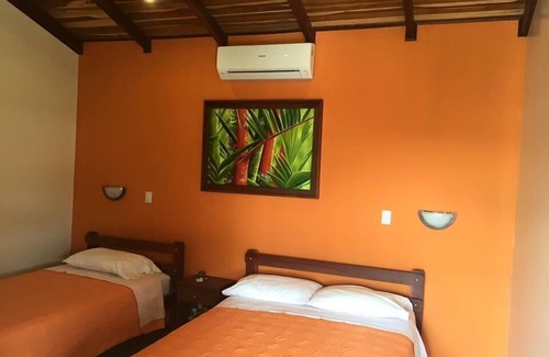 Mogote de Bagaces Hotel | Discover Cabinas Ledezma: Family-Friendly with Spa & Breakfast