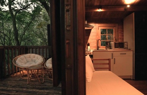 Puebla del Caraminal Cabin | Serene Cabañas Luxury Retreat in Rio with Spa & Breakfast