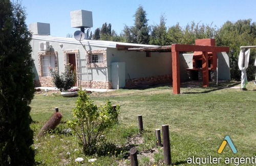 San Rafael Cabin | Cozy Cabins in San Rafael, Mendoza - Pet Friendly Retreat