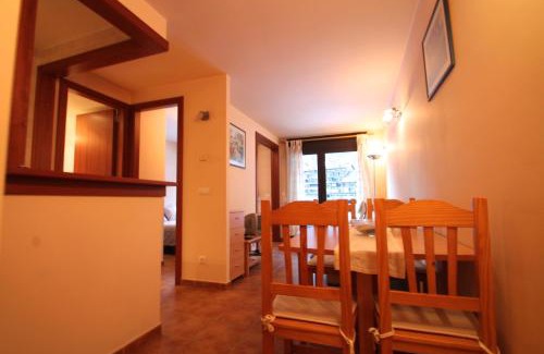 Incles Apartment | Pet-Friendly Cabirol 2,2 in Vall d'Incles, Grandvalira