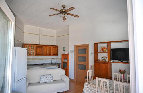 Cabo de Palos Bed & Breakfast | Oceanfront Cabo de Palos Rooms with Pool and Breakfast